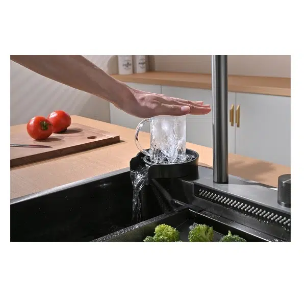 Мивка за кухня Spark 05, Smart смесител и водопад, черен | HomeZONA Мивка за кухня Spark 05